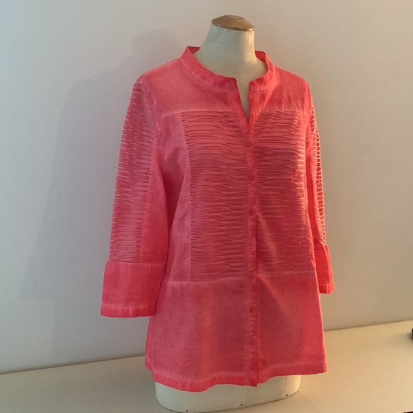 YEST Coral collarless shirt w/3/4 sleeves, intentional fading & contrast texture - Picture 4 of 9